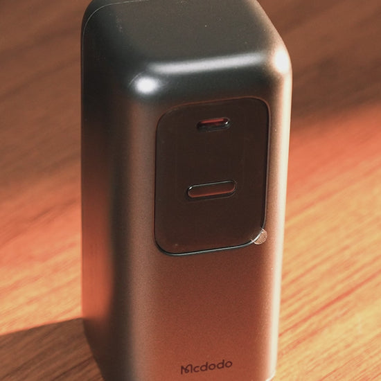 Mcdodo FreeGo 10000mAh 45W Display Power Bank & Charger