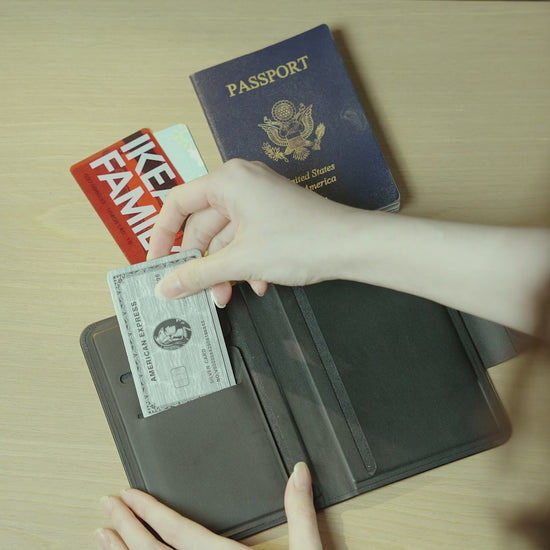 mcdodo-napa-passport-holder-with-find-my-locator-ios-video-1.mp4