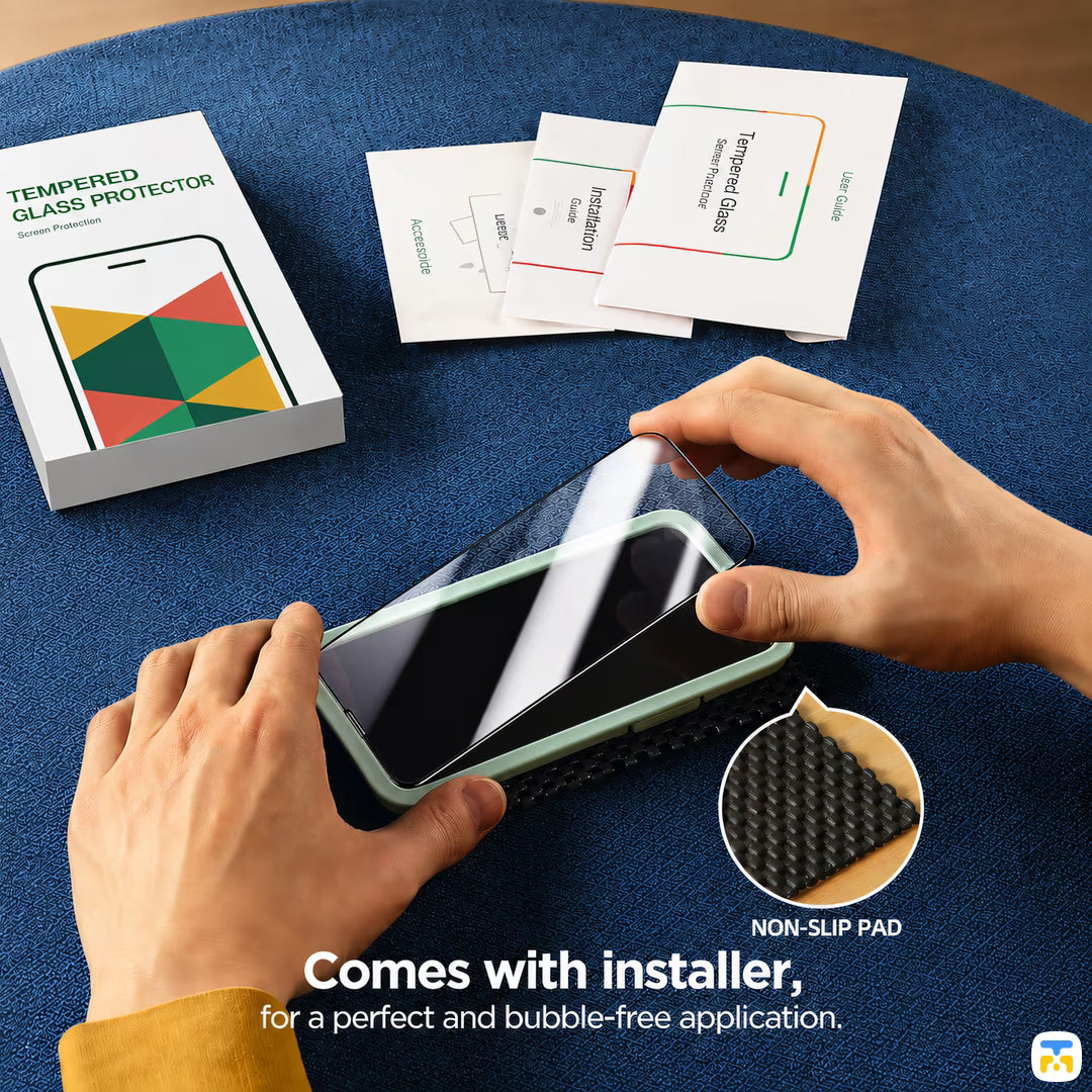 Comes with installer,
for a perfect and bubble-free application. - UGREEN for iPhone 17 Series Borderless Screen Protector with Installer
