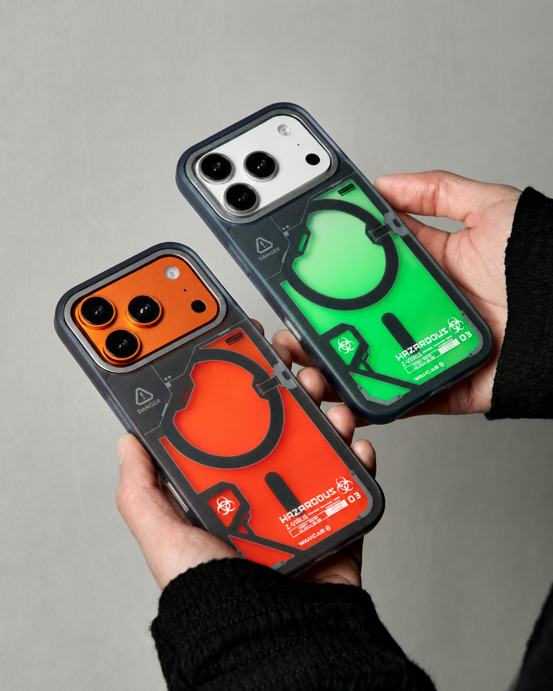 Hypnotic Liquid Design - WAKCAS for iPhone 17 Series Glitter Liquid Sand MagSafe Case
